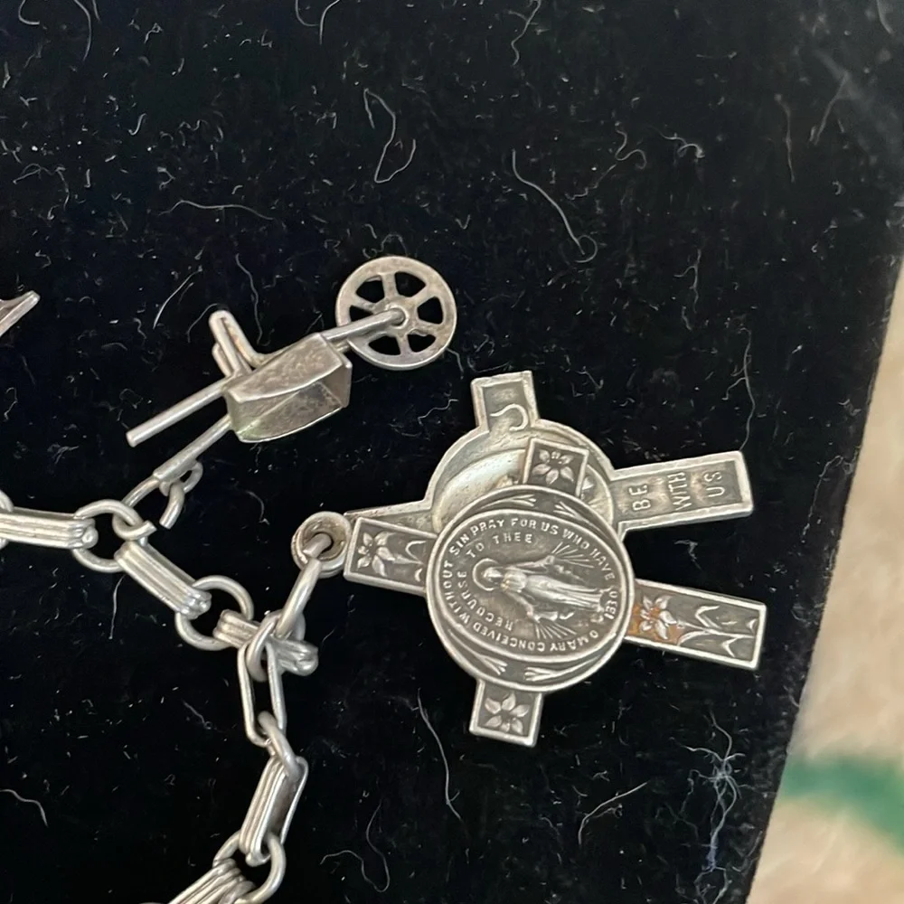 Vintage estate western sterling silver charm bracelet